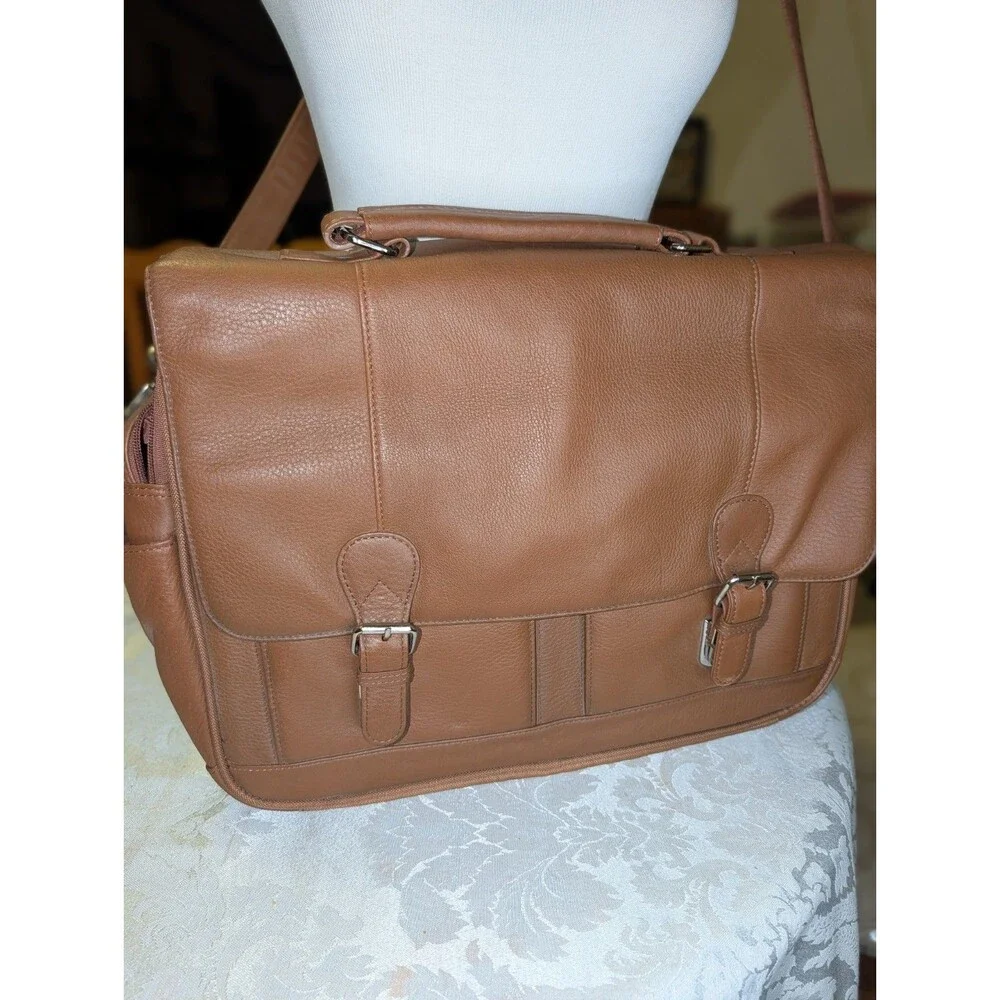 Wilson Leather Brown Messenger/Laptop Bag Buckle Zip Top Handle Outer Pockets